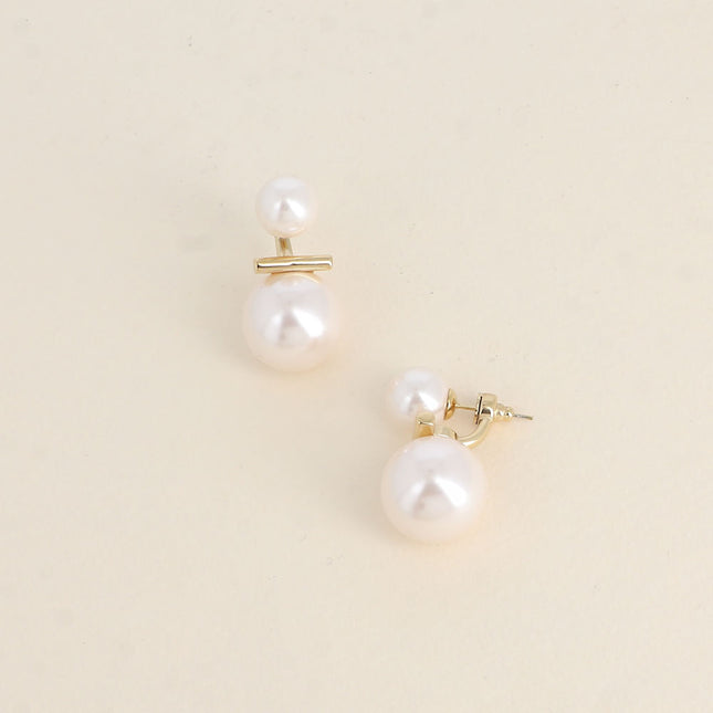 Boucles puces Sinéad - boule en résine blanche et pièce interchangeable barre et perle en résine blanche