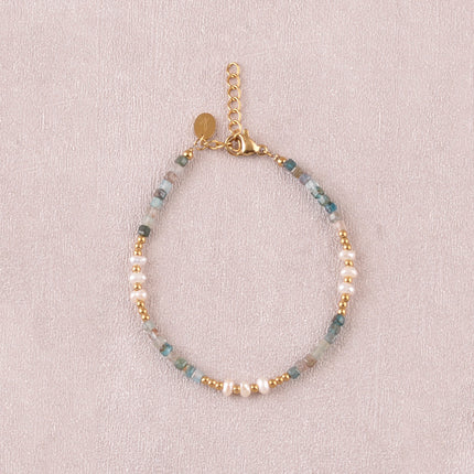 Bracelet sur câble - perles en acier, perles d'eau douce et pierres naturelles cubiques