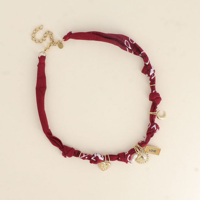 Collier - ruban, breloques (soleil, coeur, plaquette LOVE, lune)