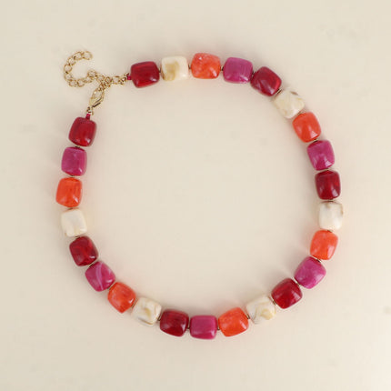 Collier Arsénia - perles de résine cubiques