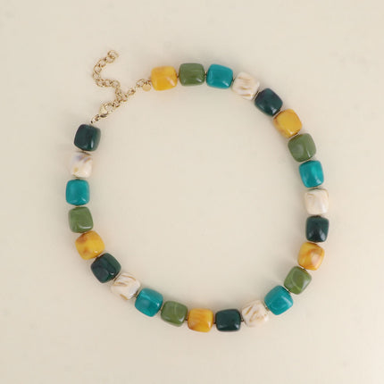 Collier Arsénia - perles de résine cubiques