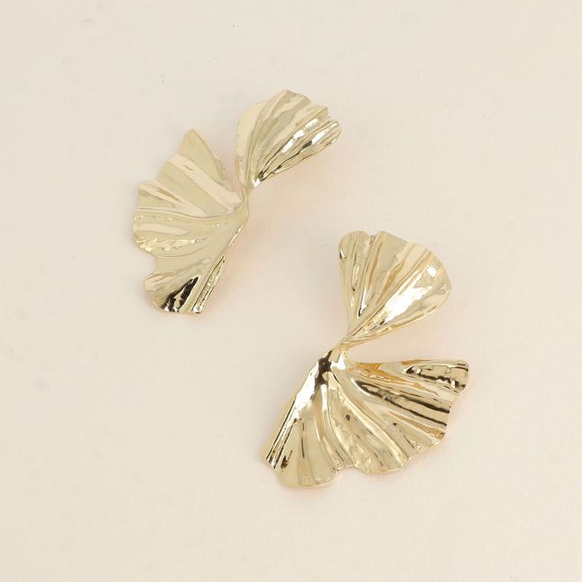 Florae stud earrings - undulating foliage piece