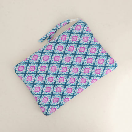Trousse - AMOUR, 3 coeurs, motifs - 20 x 14 cm