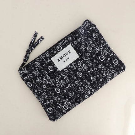 Trousse - AMOUR, 3 coeurs, motifs - 20 x 14 cm