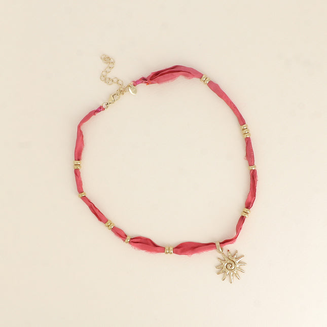Collier - ruban, pendentif soleil