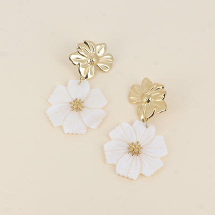 Boucles pendantes Nébrel - 2 pièces (fleur et nacre)
