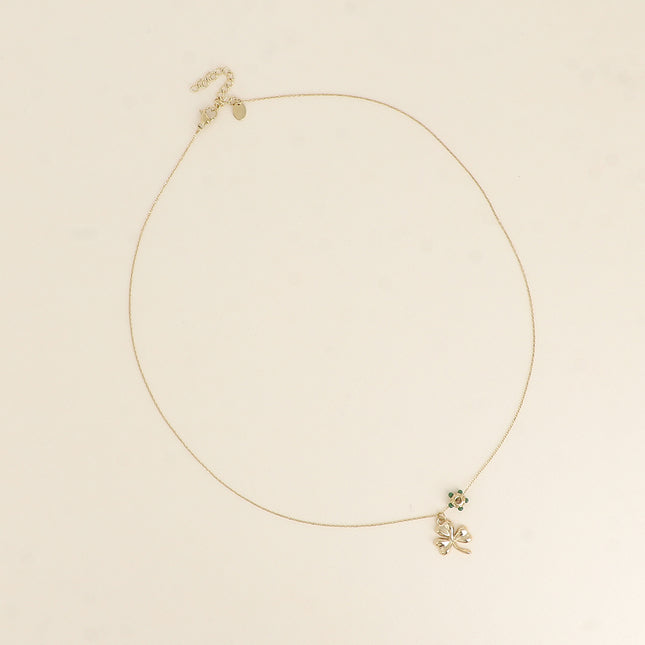 Collier - anneau de pierres naturelles et pendentif trèfle