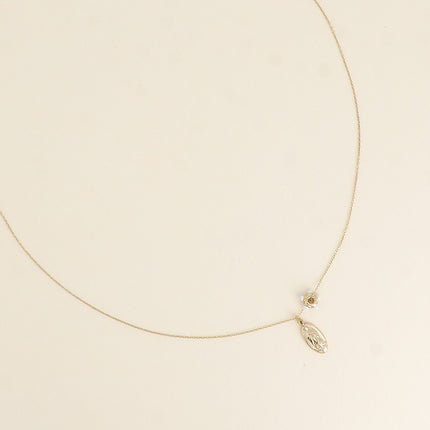 Collier - anneau de pierres naturelles et pendentif trèfle