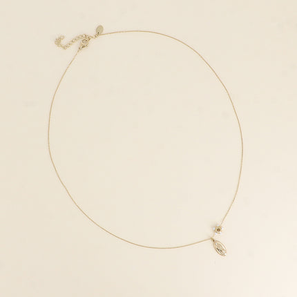 Collier - anneau de pierres naturelles et pendentif trèfle