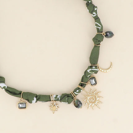 Collier - ruban, tissu, breloques cristaux, soleil, lune, étoile, pierre naturelle