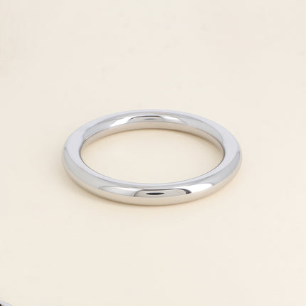 Bangle - smooth closed ring 6.5x6.5cm