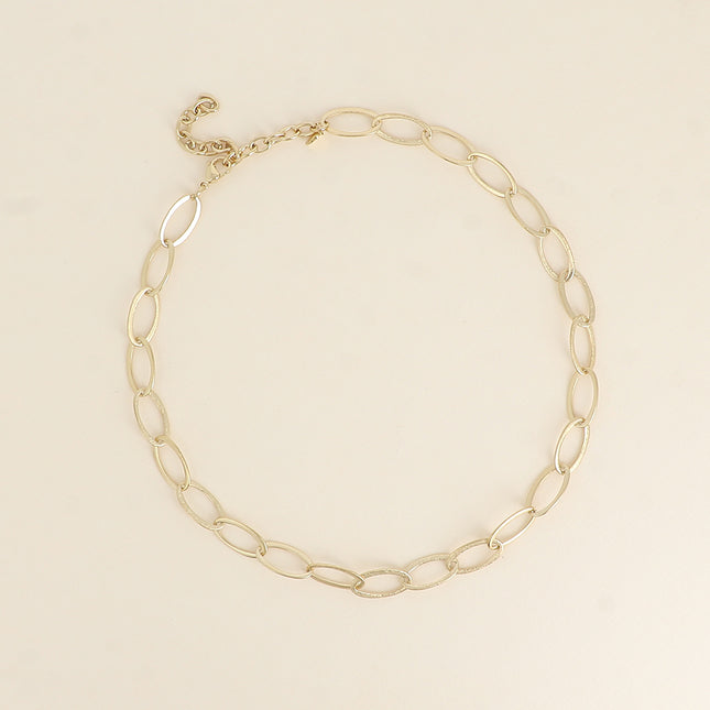 Necklace - mesh with oval rings, brushed matte effect