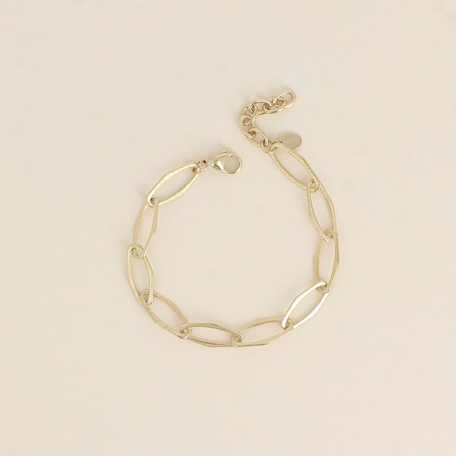 Bracelet - maille aux grands anneaux hexagonaux effet mat brossé