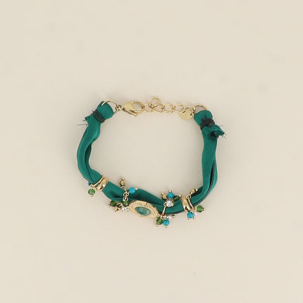 Bracelet - tissu, perles en résine et un pendentif ovale en pierre naturelle