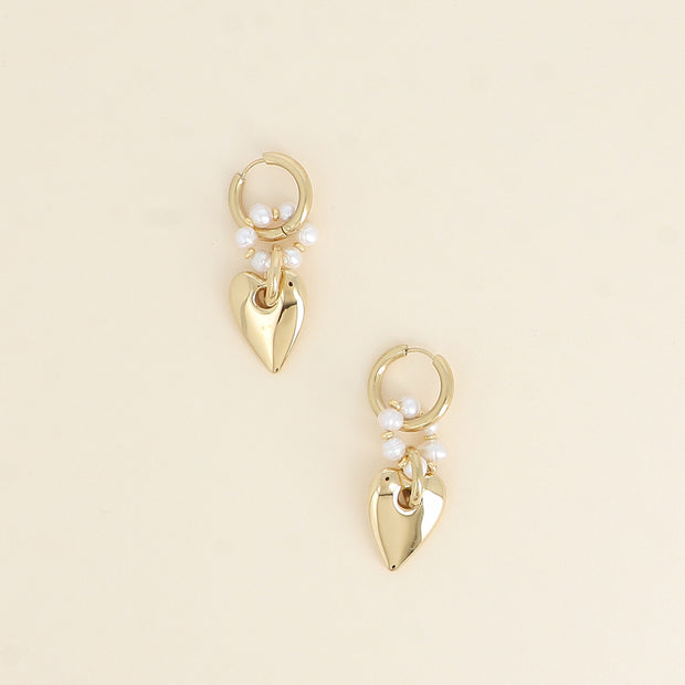 <h3>Freshwater pearls</h3>