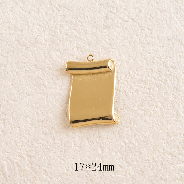 Pendentifs forme parchemin à graver