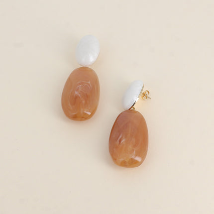 Soléandre Dangle Earrings - 2 resin pieces