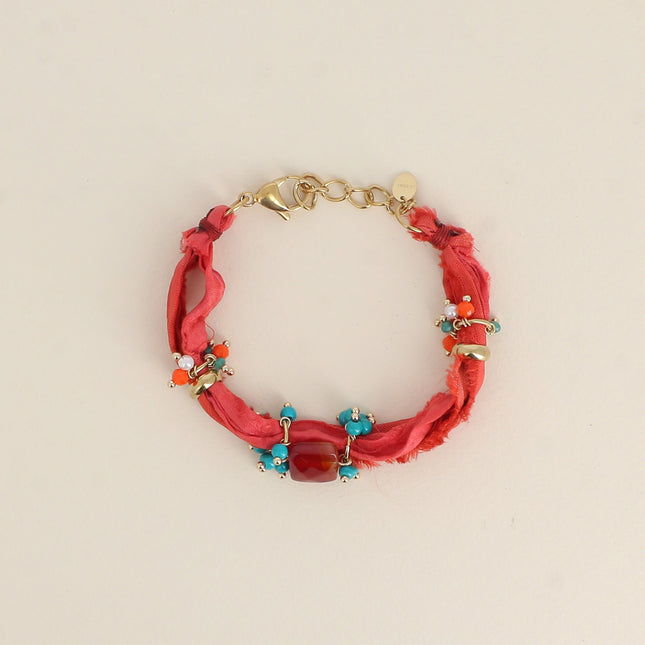 Bracelet Flamma - tissu, pièces en acier inoxydable et perles résines et pendentif carré