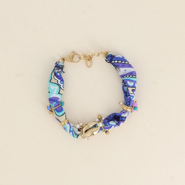 Bracelet - tissu, perles en acier inoxydable et résine, pendentif cauri