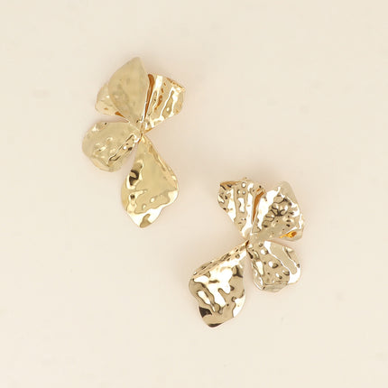 Lyoré Stud Earrings - textured and hammered foliage