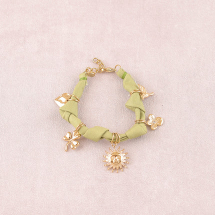 Bracelet - tissu, breloques (soleil, lune, étoile)
