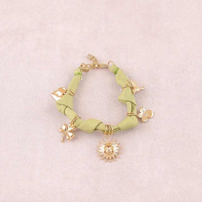 Bracelet - tissu, breloques (soleil, lune, étoile)