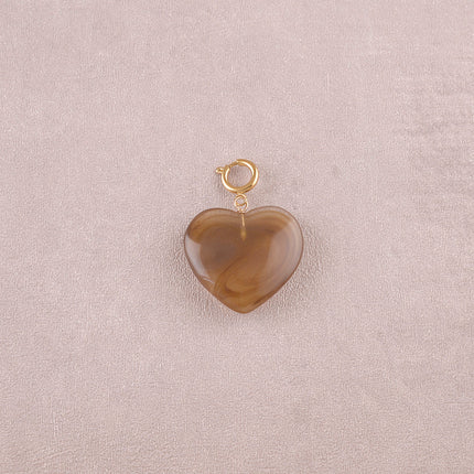 Charm - coeur en résine
