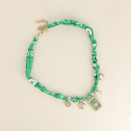 Collier Aventura - ruban et coquillage, étoile, soleil, plaquette palmier et émail