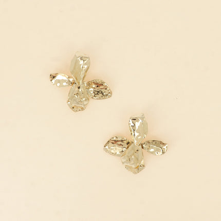 Stud earrings - large hammered flower