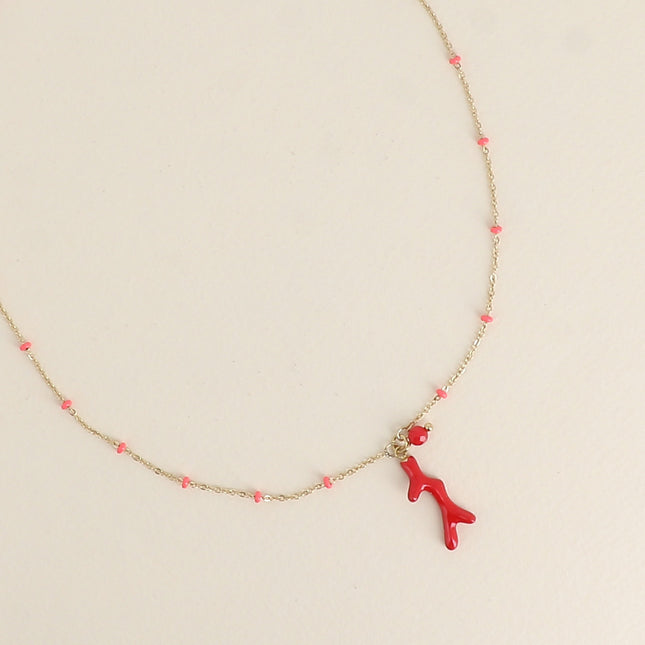 Collier - chaîne aux perles émaillées et corail émaillé
