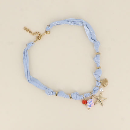 Collier Blue - tissu ruban, céramique émaillée, coquillage, étoile de mer et perles d'eau douce