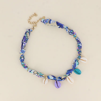 Collier - tissu ruban, cauris colorés