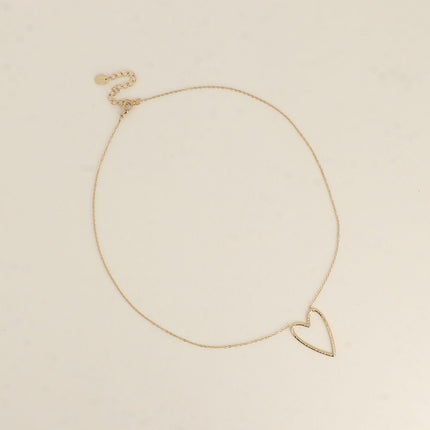 Collier - pendentif coeur ajouré martelé