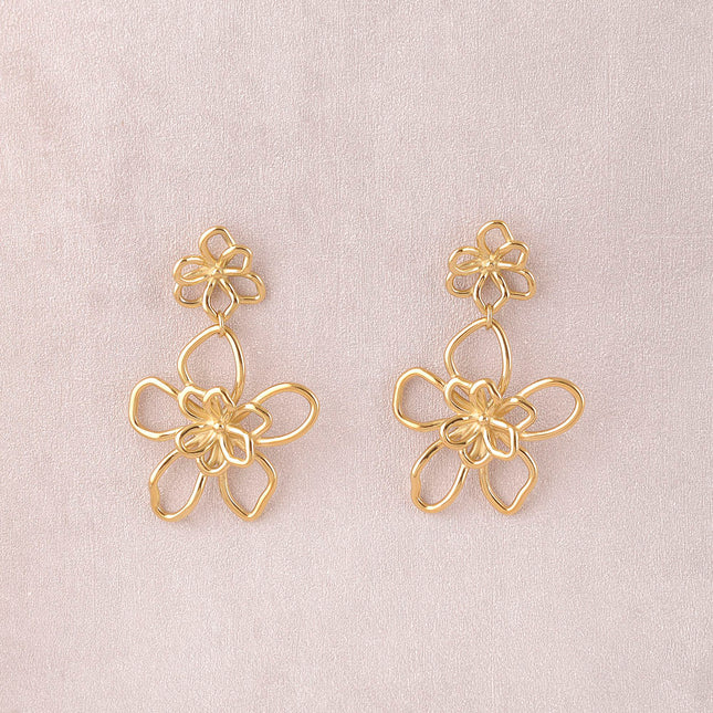 Boucles pendantes - 2 fleurs ajourées