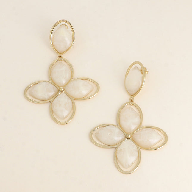 Dangling earrings - oval and clover with resin pieces