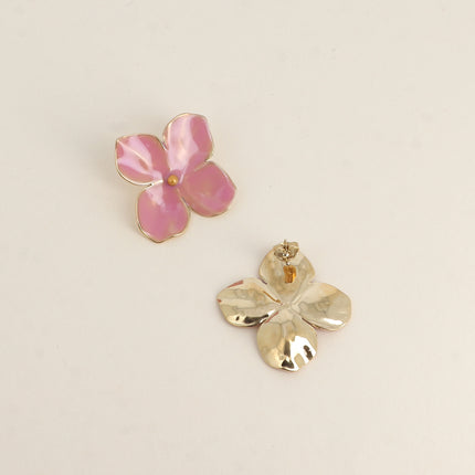 Boucles puces - 4 pétales en émail