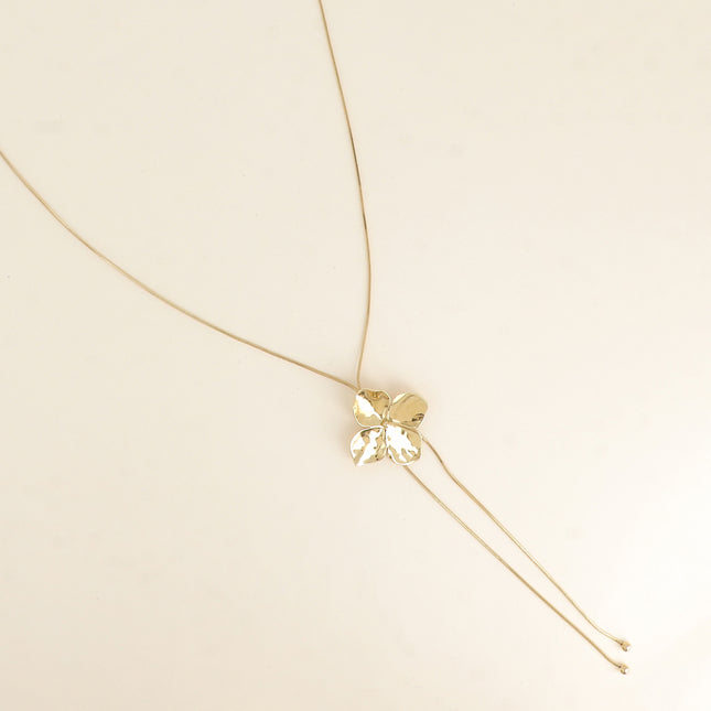 Collier Y - pendentif floral à 4 pétales