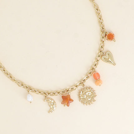 Collier - croissant de lune, perles en résine, étoile, soleil souriant, coeur