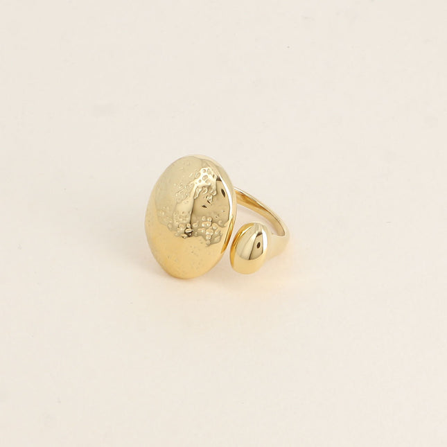 Open ring - large oval with engraved polka dots and small smooth oval