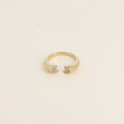 Bague ouverte - deux coeurs plats et oxydes de zirconium