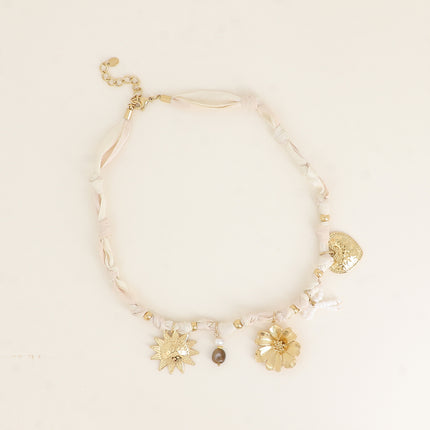 Collier - tissu ruban, soleil, fleur, coeur, noeud perlé