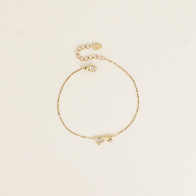Bracelet - delicate curb chain and two hearts