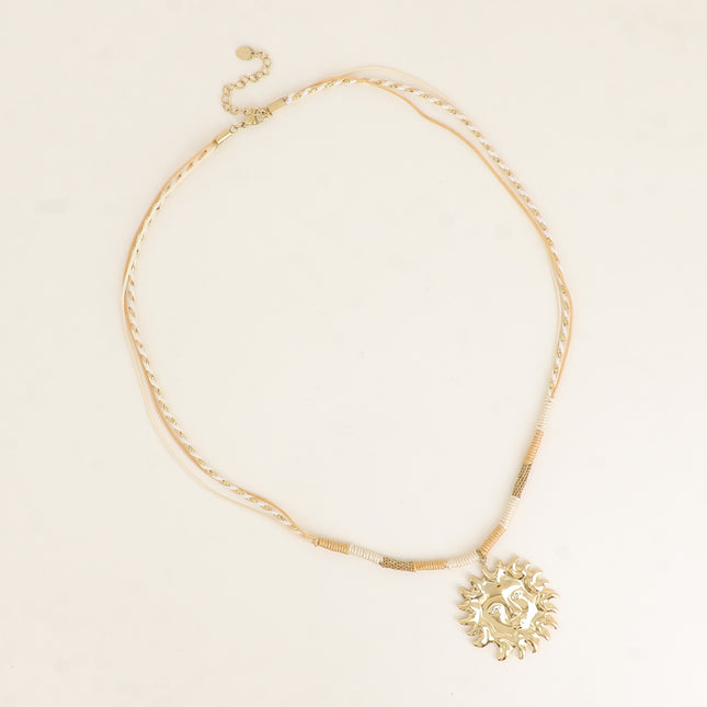 Collier - sur cordon, soleil