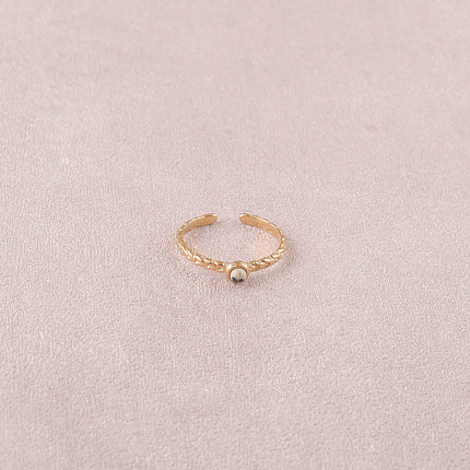 Bague fine Lydia - effet tressé et petite pierre naturelle