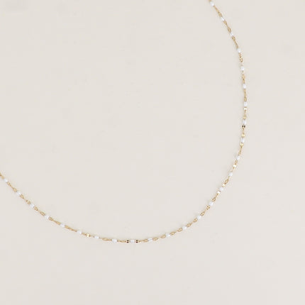 Collier - maille type grain de café plat et aux touches émaillées