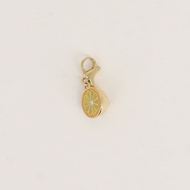 Charm - demi citron en émail