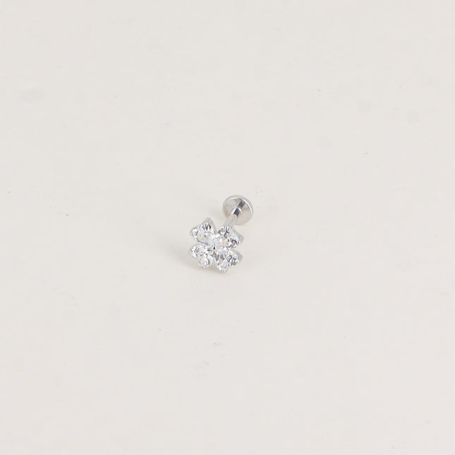 Piercing en titane - trèfle en cristal