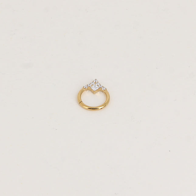 Piercing en titane - anneau clicker 8mm avec cristaux