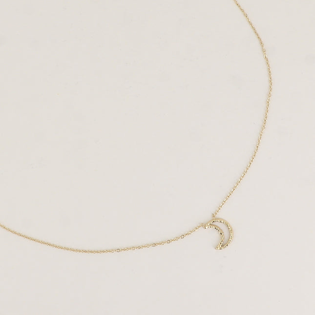 Collier - croissant de lune texturé et ajouré