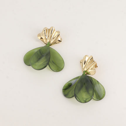 Boucles pendantes - pièce type corail et 2 pièces en résine
